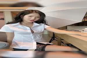 少妇诱惑真的骚！ 看的我鸡巴好痒！  背景图片