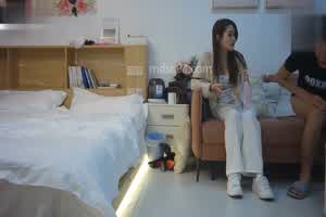 探花嫖妓偷拍直播酒店约炮千元级别高颜质兼职妹  背景图片