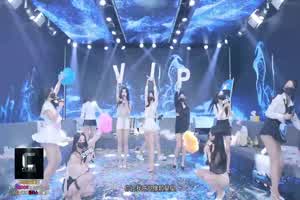 骚货集中营你想艹哪个？  背景图片