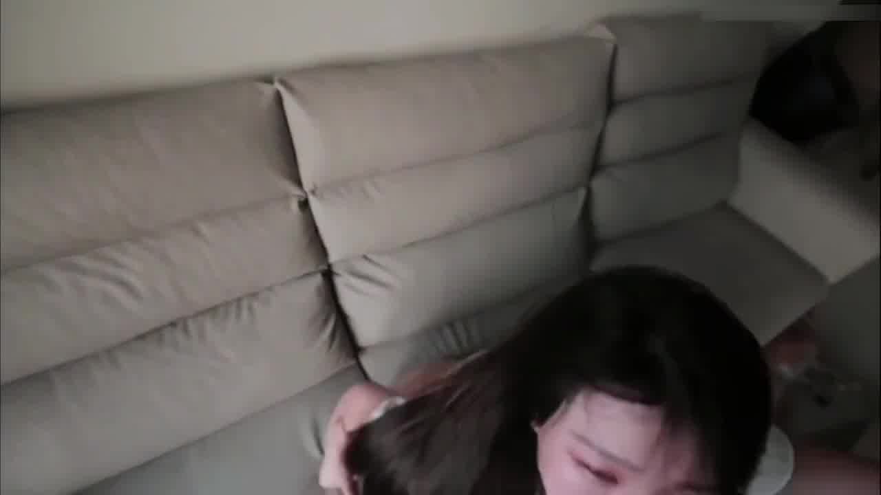  自购推特高颜值女神-ol制服家教英语老师，上课时候学生下面那么翘，只能帮他发泄完在继续教课了 的剧照7