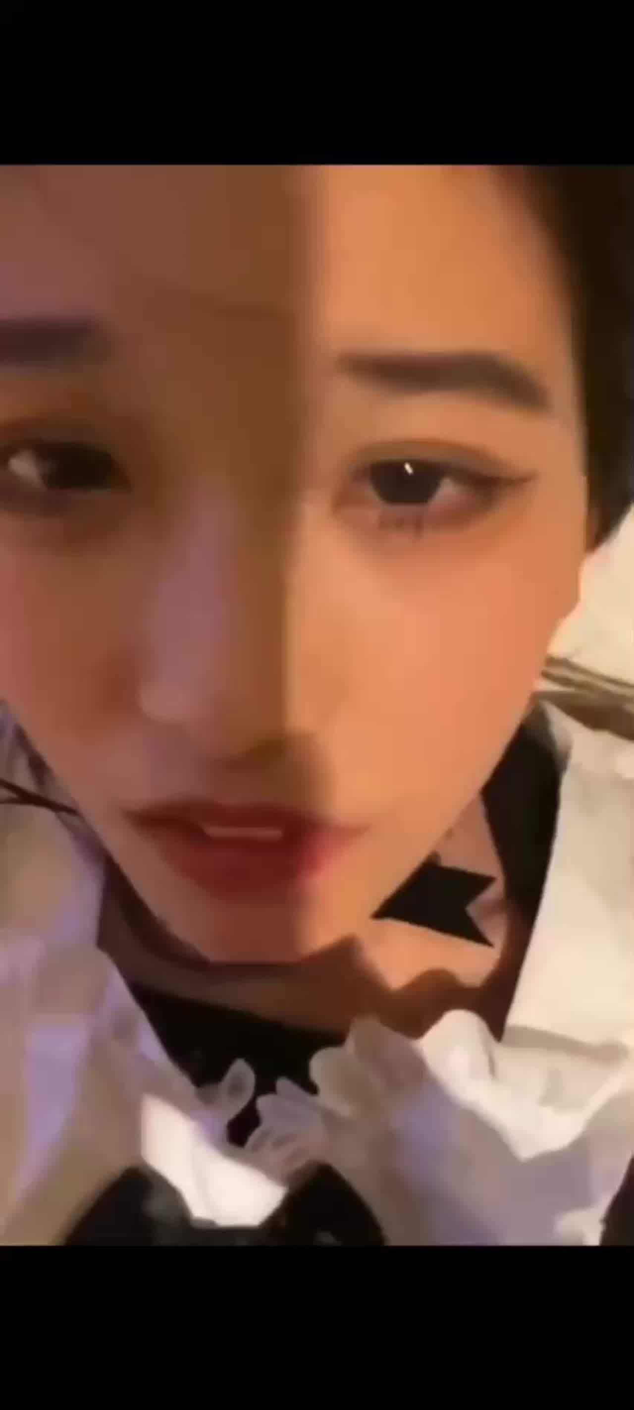  03年大学生就是紧叫声太浪，差点被夹内射 的剧照2