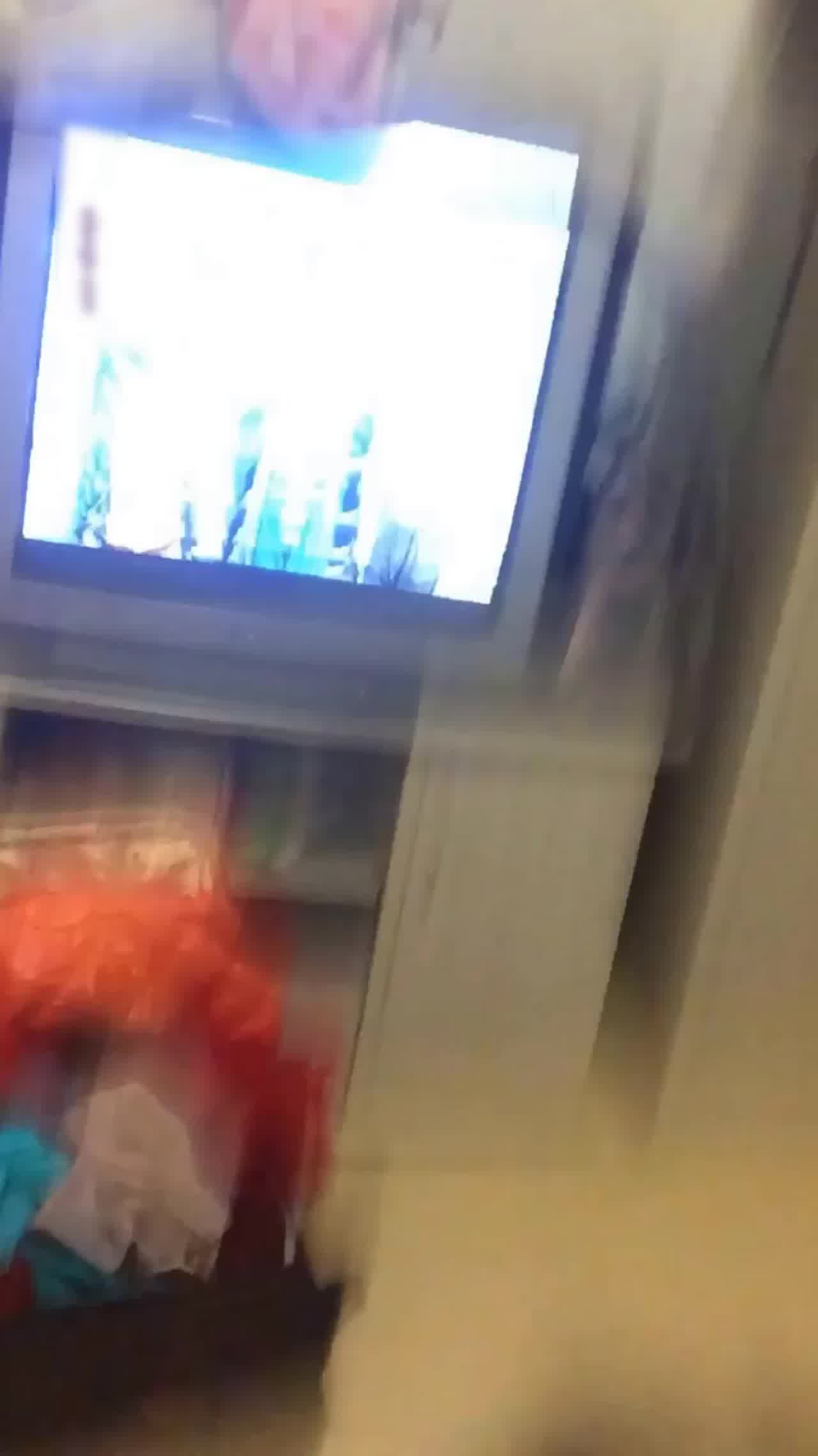  泰式风格美少女淫叫被操 的剧照3