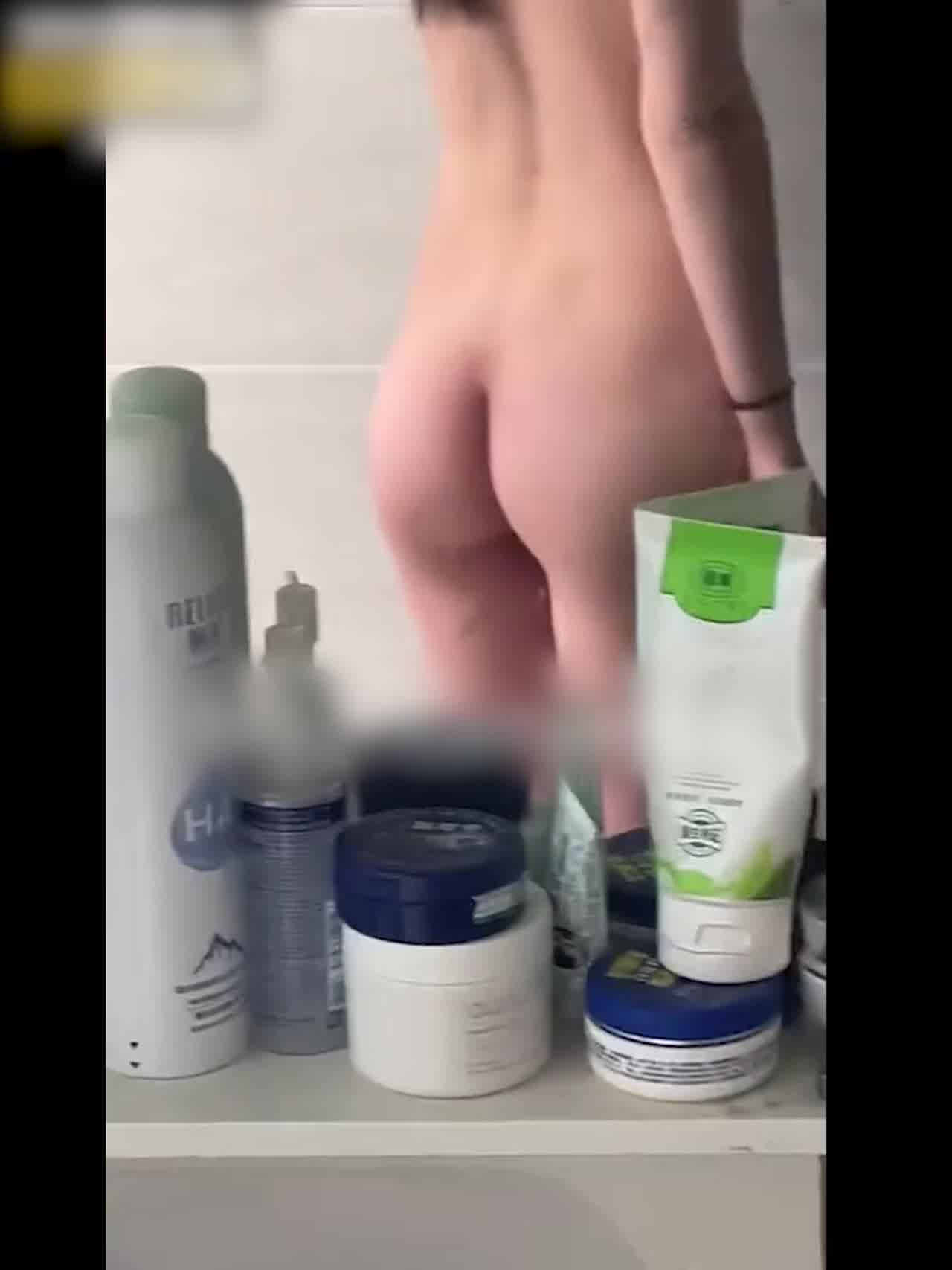  推特 极品高颜值福利姬  瓜陆 美图和视频几乎没区别 质量属实没得说 线下过夜才1800？ 的剧照3