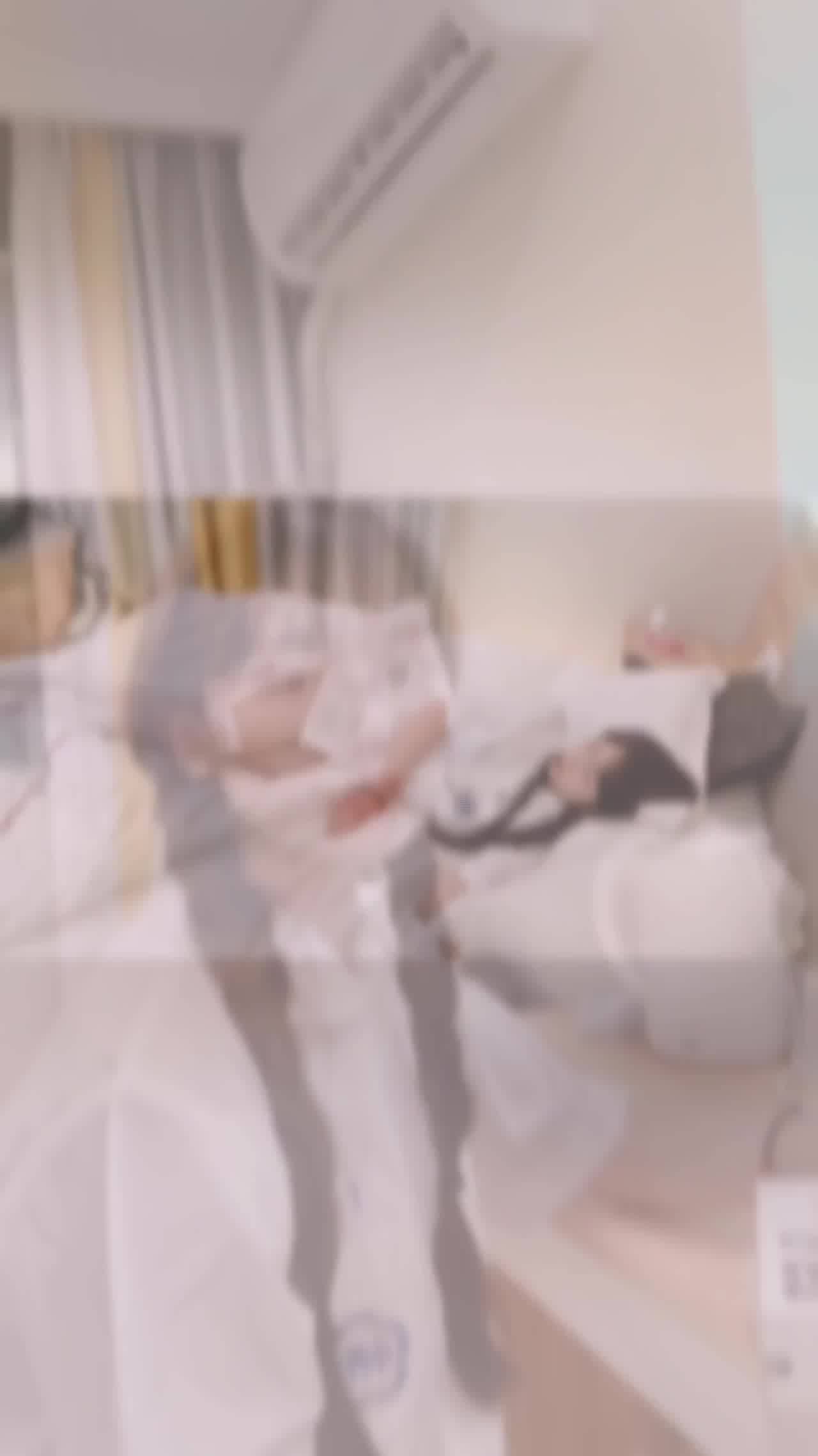  最近非常火的91女神 不见星空 扮演清纯学生妹表演一流口技 的剧照1