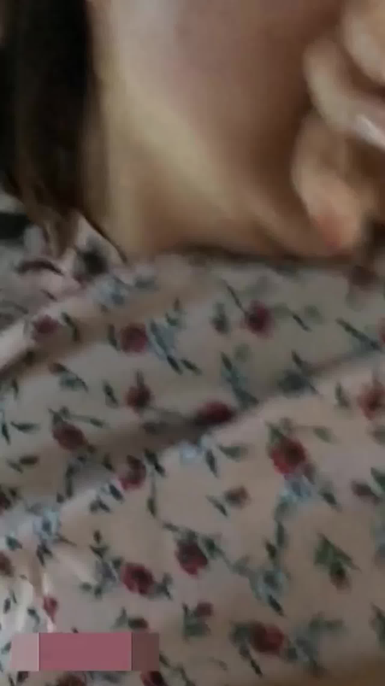  丰满极品大奶学生妹纸销魂奶子波动 的剧照4