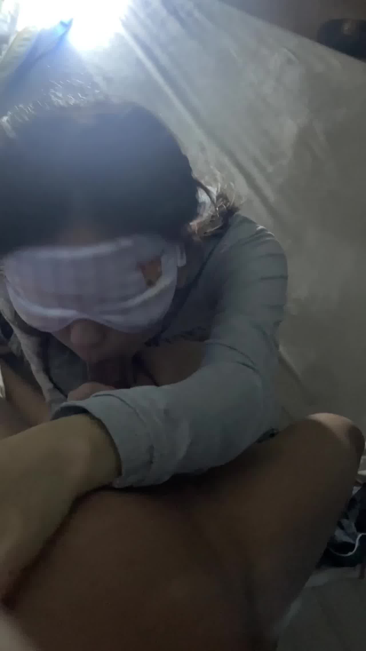  调教欲求不满的双马尾萝莉，这个胸真的太有弹性了 的剧照7